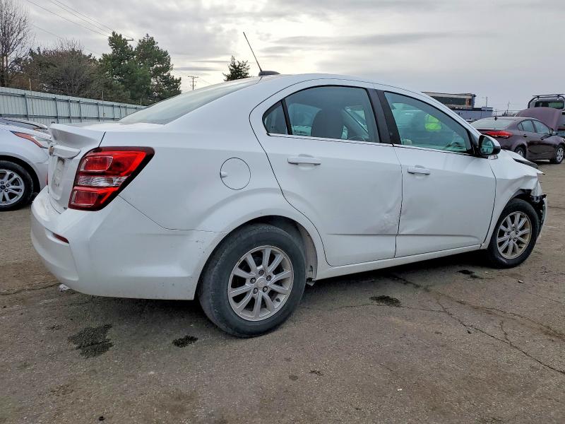 Photo 3 from auction – 2017 CHEVROLET SONIC LT with VIN 1G1JD5SH0H4111735