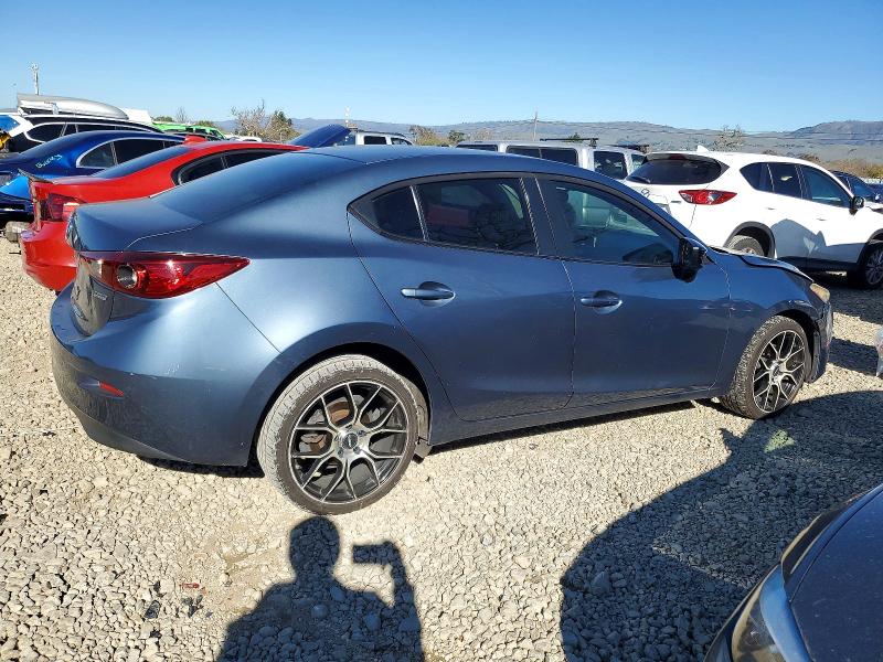 Photo 3 from auction – 2014 MAZDA 3 SV with VIN JM1BM1T71E1150714