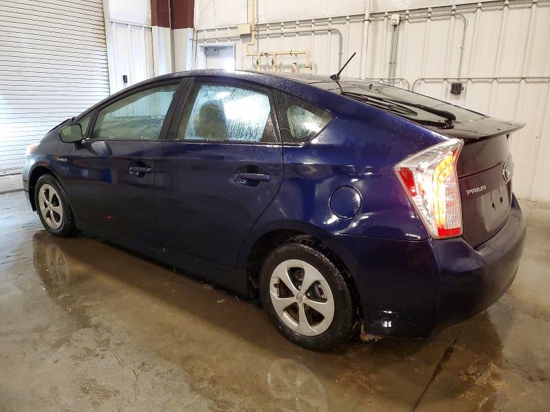 Photo 2 from auction – 2013 TOYOTA PRIUS with VIN JTDKN3DU8D0345825