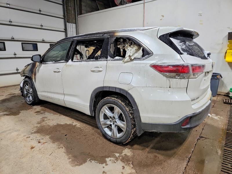 Фото 2 с аукциона – 2016 TOYOTA HIGHLANDER с VIN 5TDDKRFH6GS327300