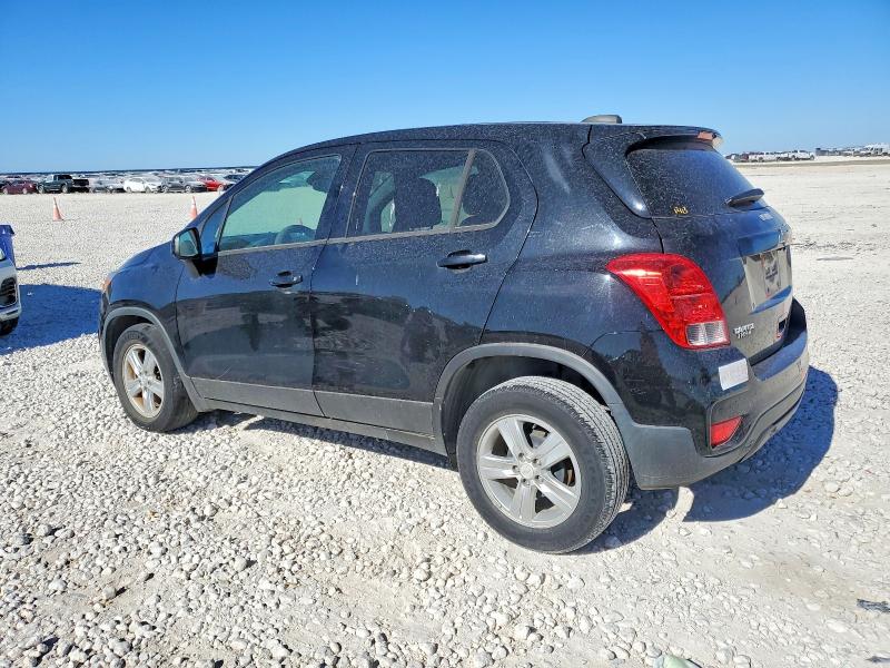 Photo 2 from auction – 2020 CHEVROLET TRAX with VIN 3GNCJKSB8LL340497