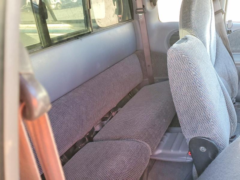 Foto 10 de la subasta – 1998 DODGE DAKOTA con VIN 1B7GL22X5WS573016
