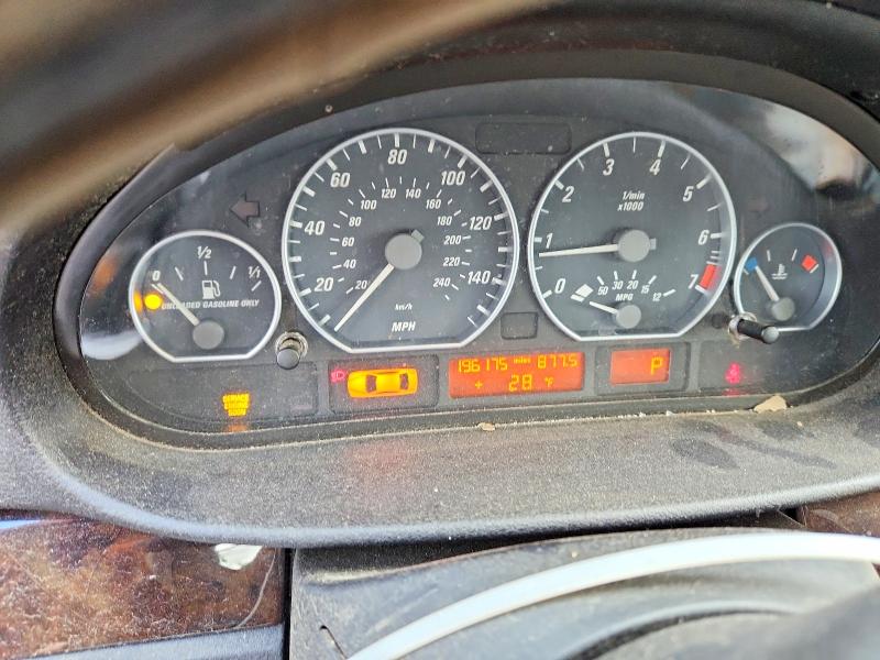 Photo 9 from auction – 2003 BMW 330 with VIN WBABS53413JU99515