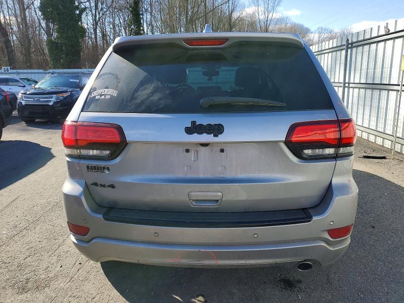 Photo 6 from auction – 2018 JEEP GRAND CHER with VIN 1C4RJFAG6JC388192