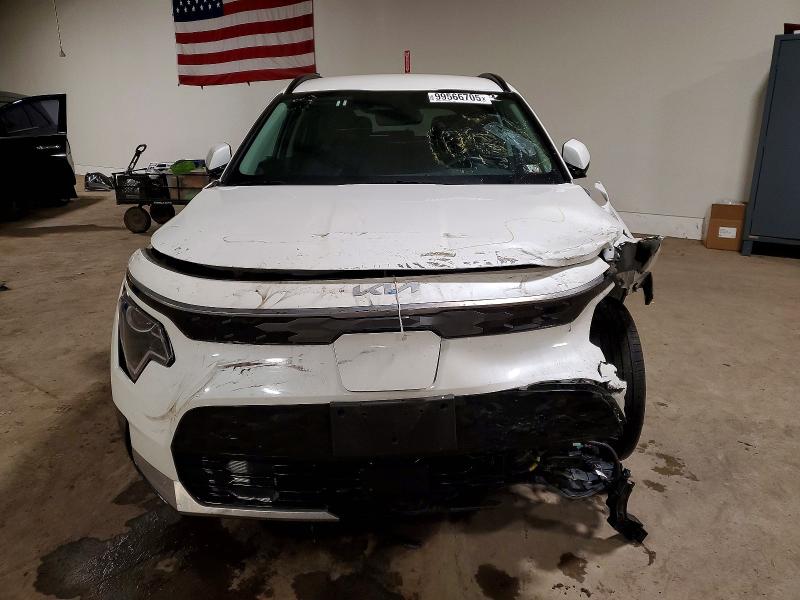 Photo 5 from auction – 2023 KIA NIRO with VIN KNDCR3L15P5049085