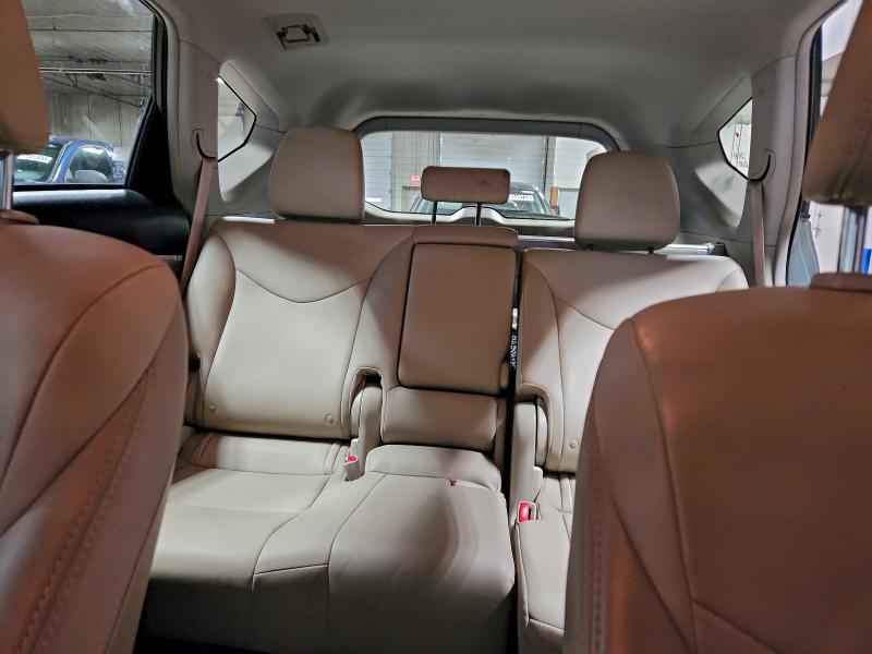 Photo 10 from auction – 2015 TOYOTA PRIUS V with VIN JTDZN3EU7FJ023073