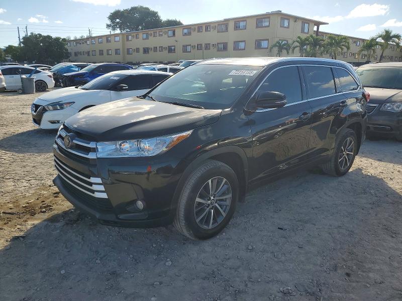 TOYOTA HIGHLANDER 2019 with VIN 5TDJZRFH0KS590051 - Photo from auction