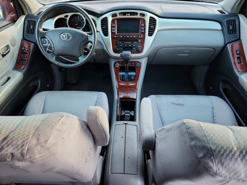 Photo 8 from auction – 2005 TOYOTA HIGHLANDER with VIN JTEEP21AX50095755