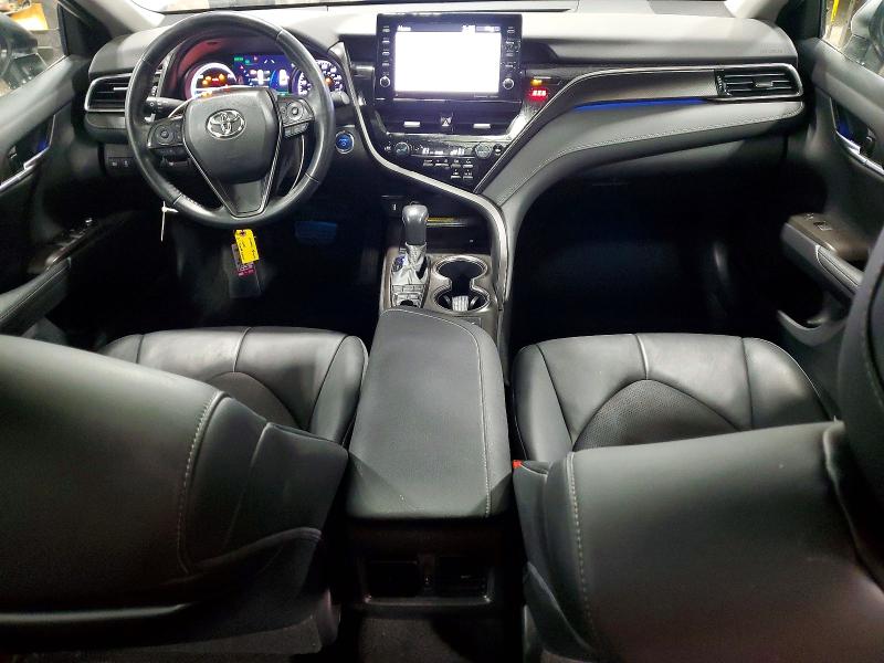 Photo 8 from auction – 2021 TOYOTA CAMRY with VIN 4T1K31AKXMU557787