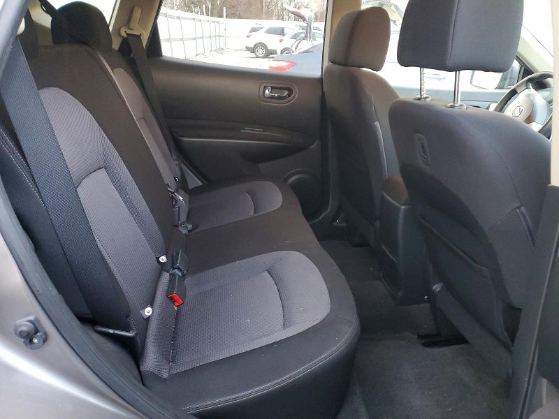 Photo 10 from auction – 2010 NISSAN ROGUE with VIN JN8AS5MT2AW019281