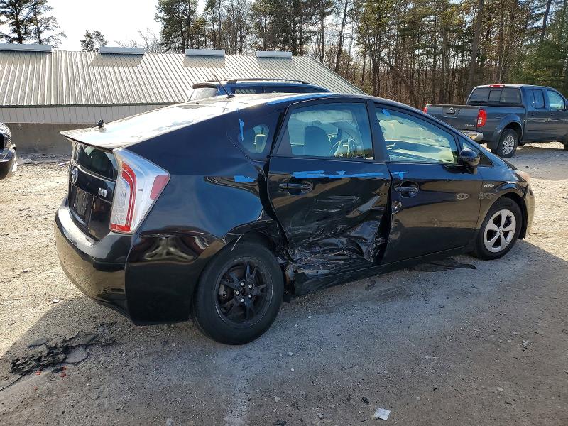 Photo 3 from auction – 2013 TOYOTA PRIUS with VIN JTDKN3DU3D5553422