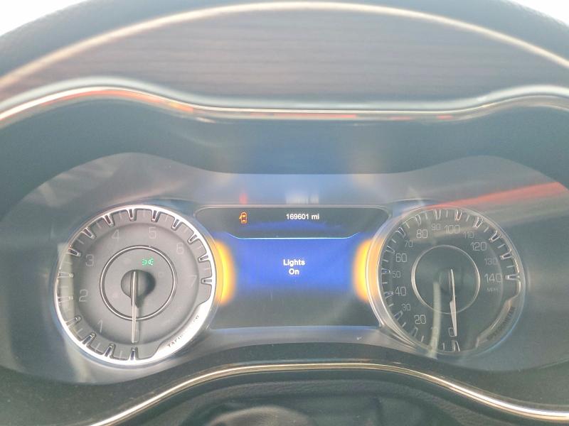 Photo 9 from auction – 2016 CHRYSLER 200 with VIN 1C3CCCCB7GN107857
