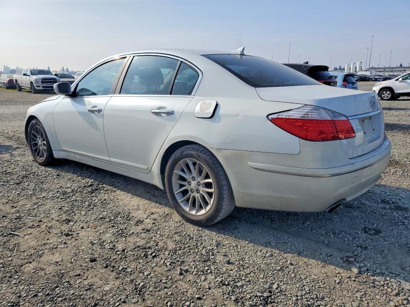 Photo 2 from auction – 2011 HYUNDAI GENESIS 3. with VIN KMHGC4DEXBU136128