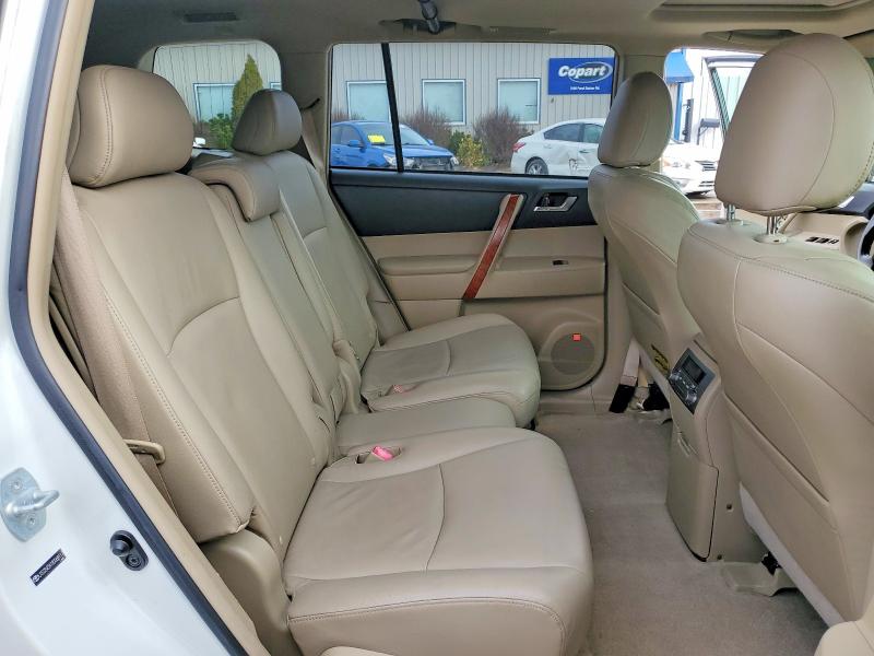 Photo 11 from auction – 2008 TOYOTA HIGHLANDER with VIN JTEDS42A182068117