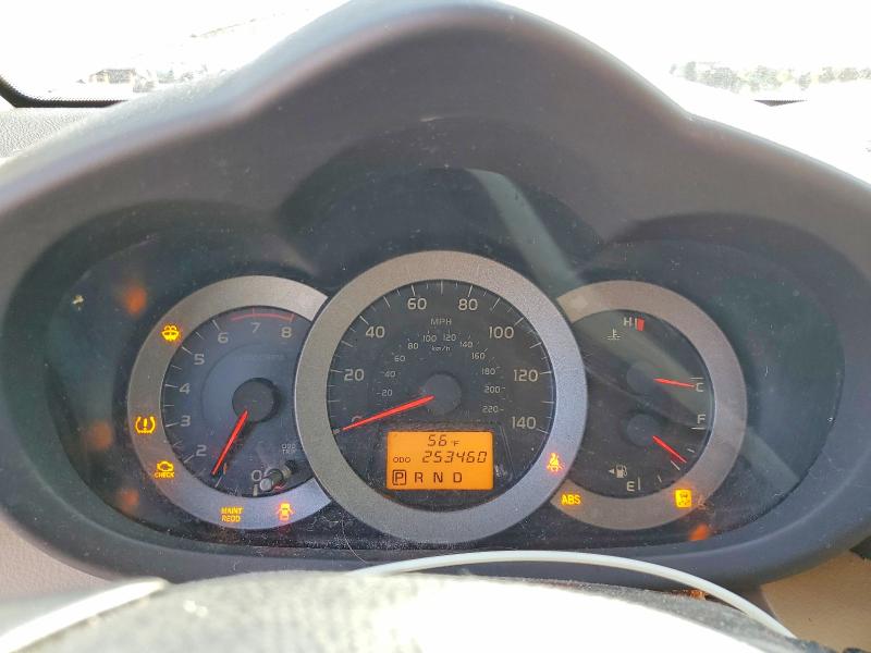 Photo 9 from auction – 2011 TOYOTA RAV4 with VIN JTMZF4DV1B5042265