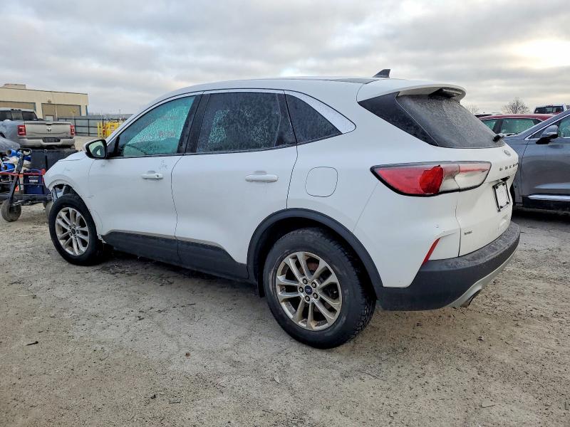 Photo 2 from auction – 2020 FORD ESCAPE with VIN 1FMCU9G69LUC32430