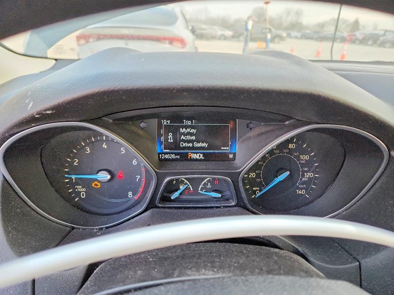 Photo 9 from auction – 2016 FORD FOCUS with VIN 1FADP3F20GL277737