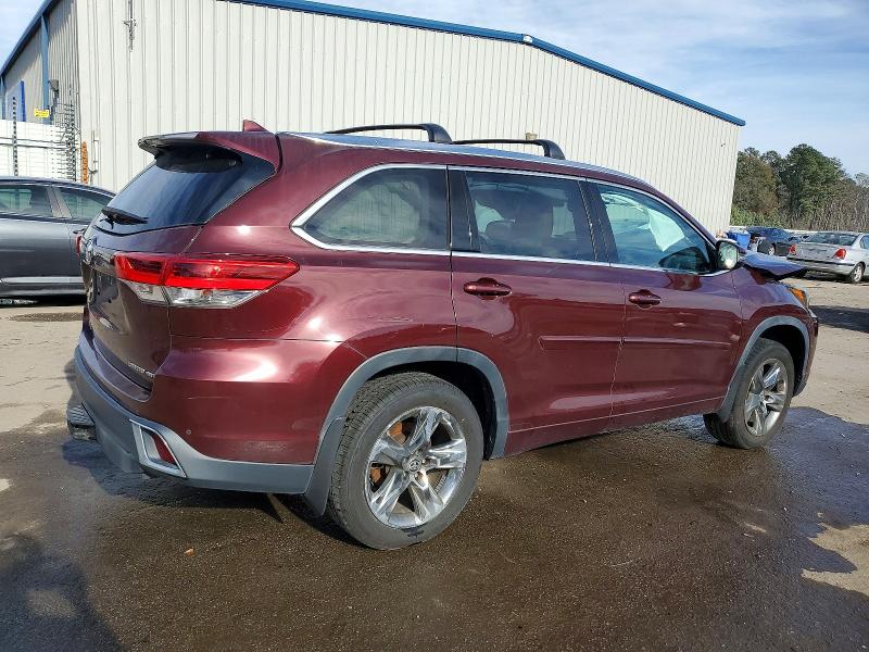 Photo 3 from auction – 2019 TOYOTA HIGHLANDER with VIN 5TDDZRFH2KS747804