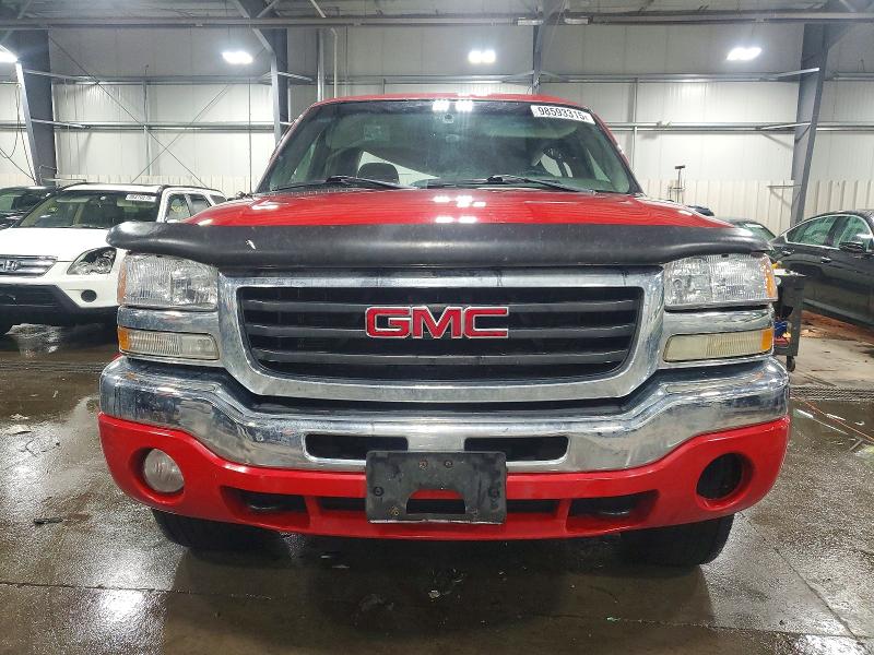 Photo 5 from auction – 2005 GMC NEW SIERRA with VIN 2GTEK13T751345596