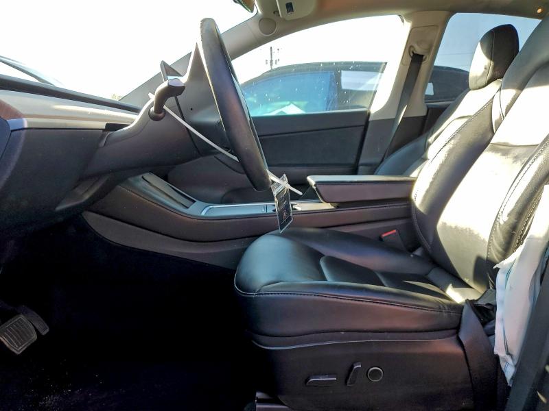 Foto 7 de la subasta – 2021 TESLA MODEL Y con VIN 5YJYGDEE3MF131084