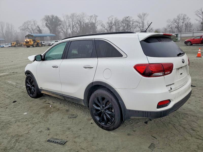 Photo 2 from auction – 2020 KIA SORENTO S with VIN 5XYPGDA50LG697759