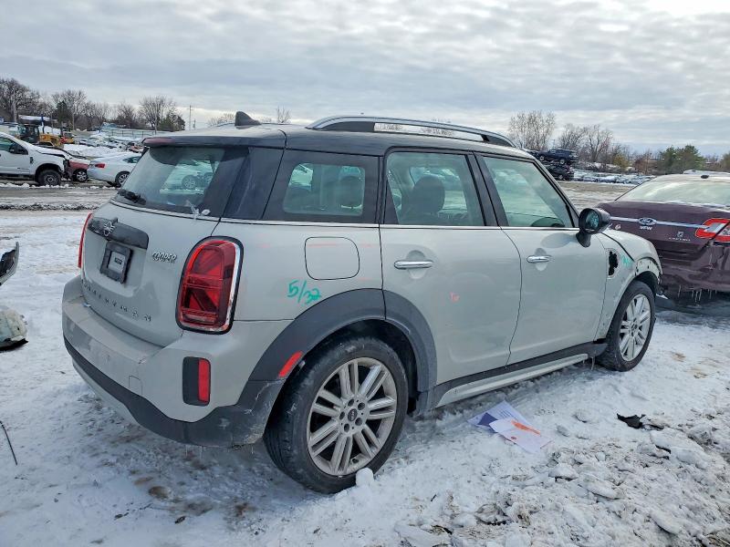 Photo 3 from auction – 2022 MINI COOPER with VIN WMZ23BR00N3N68043