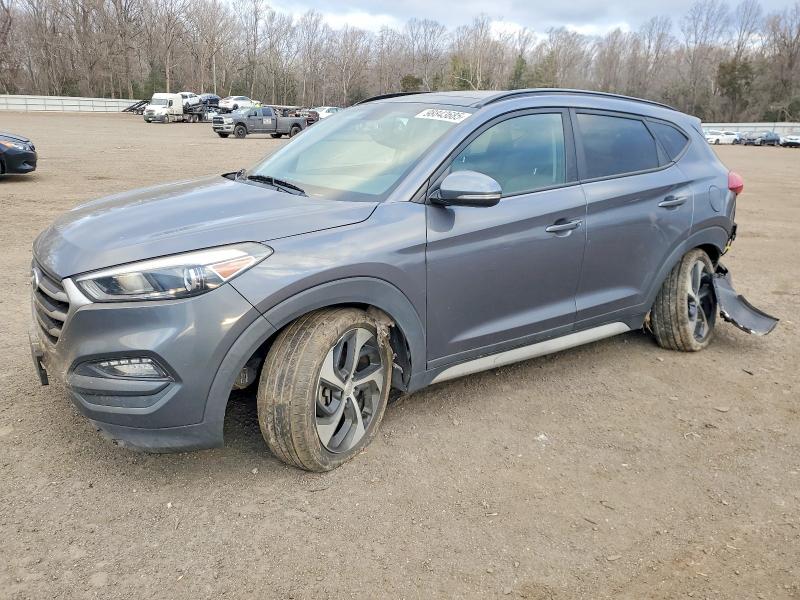 HYUNDAI TUCSON 2018 with VIN KM8J3CA22JU687050 - Photo from auction