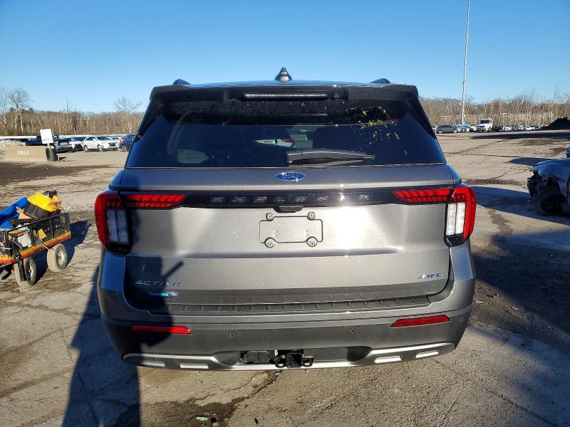 Zdjęcie 6 z aukcji – 2025 FORD EXPLORER z VIN 1FMUK8DH2SGC88197