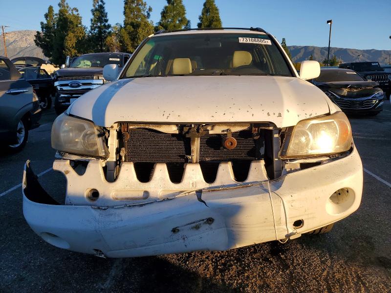 Photo 5 from auction – 2004 TOYOTA HIGHLANDER with VIN JTEDP21A740026967