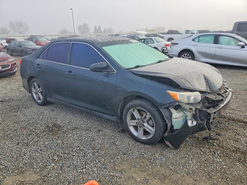 Photo 4 from auction – 2014 TOYOTA CAMRY with VIN 4T1BF1FK1EU421887