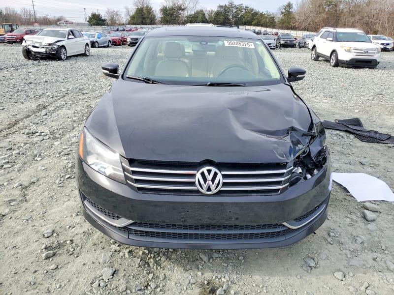 Photo 5 from auction – 2013 VOLKSWAGEN PASSAT SE with VIN 1VWBP7A3XDC058477
