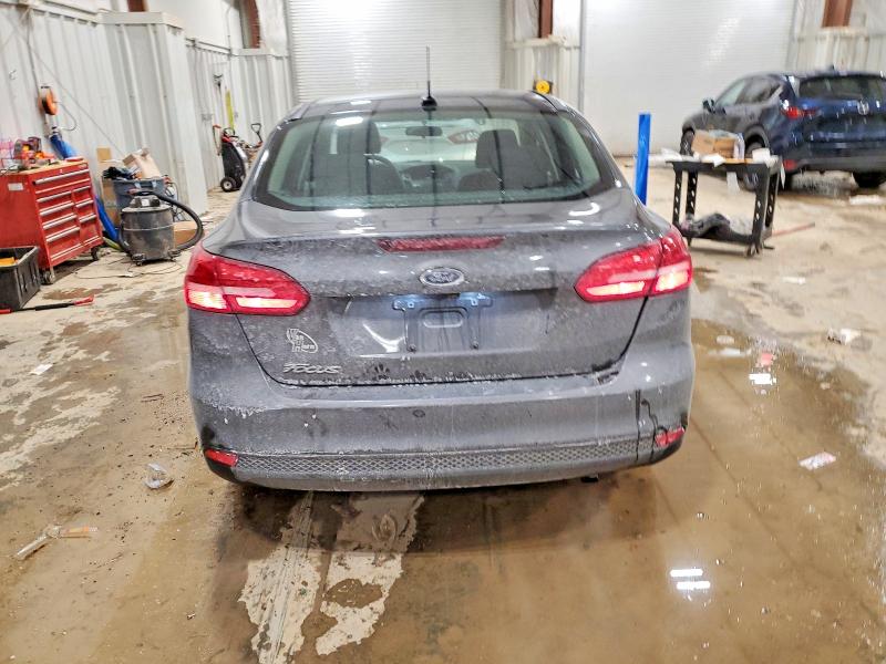 Photo 6 from auction – 2018 FORD FOCUS S with VIN 1FADP3E23JL227889