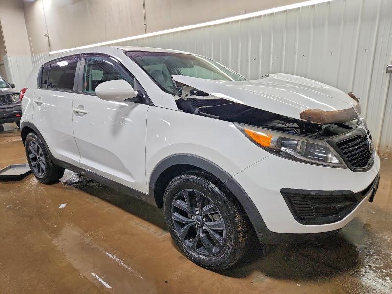 Photo 4 from auction – 2016 KIA SPORTAGE L with VIN KNDPB3AC8G7837468