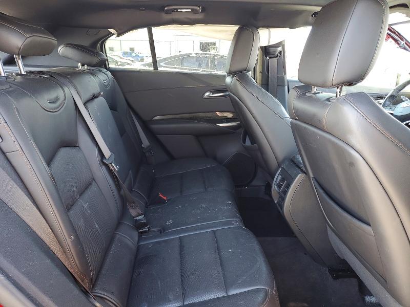 Photo 10 from auction – 2020 CADILLAC XT4 with VIN 1GYFZER42LF103757