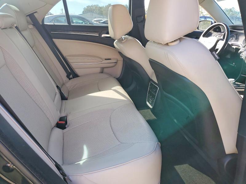 Photo 10 from auction – 2016 CHRYSLER 300C with VIN 2C3CCAEG1GH207653