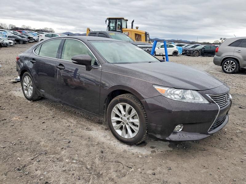 Photo 4 from auction – 2015 LEXUS ES with VIN JTHBW1GG6F2091674