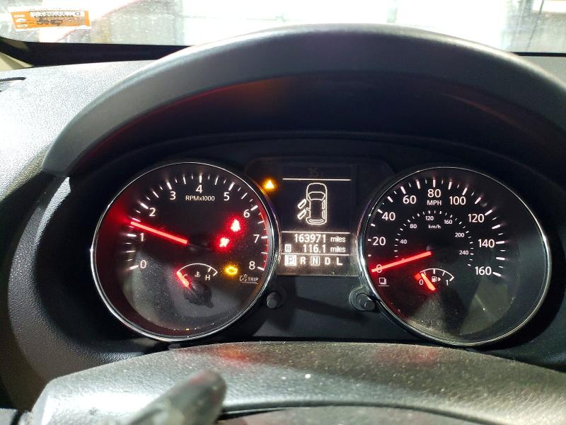 Photo 9 from auction – 2011 NISSAN ROGUE S with VIN JN8AS5MV3BW286609