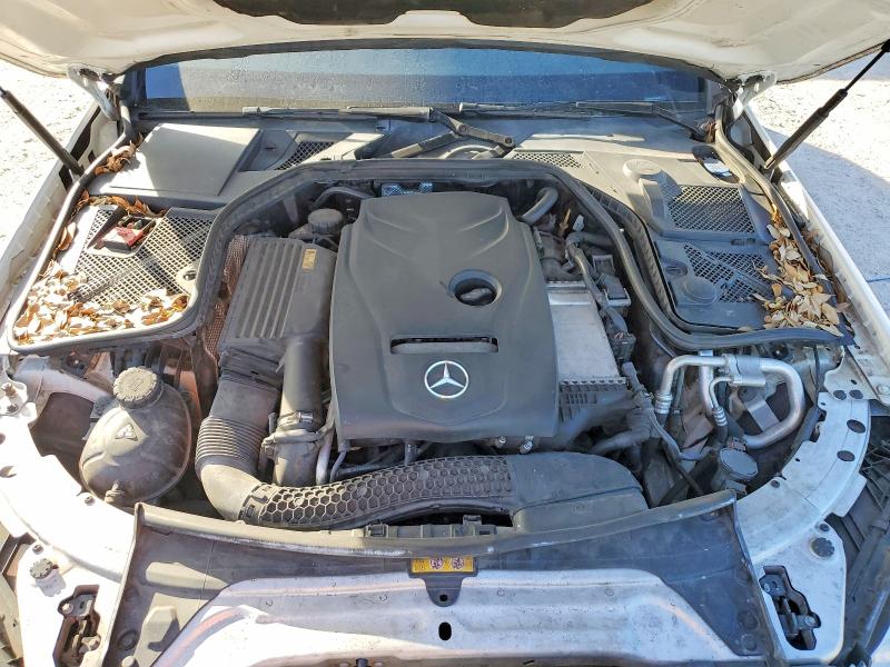 Photo 11 from auction – 2015 MERCEDES-BENZ C 300 with VIN 55SWF4JB8FU086053