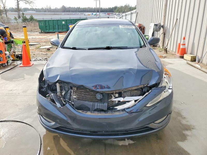 Фото 5 с аукциона – 2013 HYUNDAI SONATA SE с VIN 5NPEC4ABXDH804402