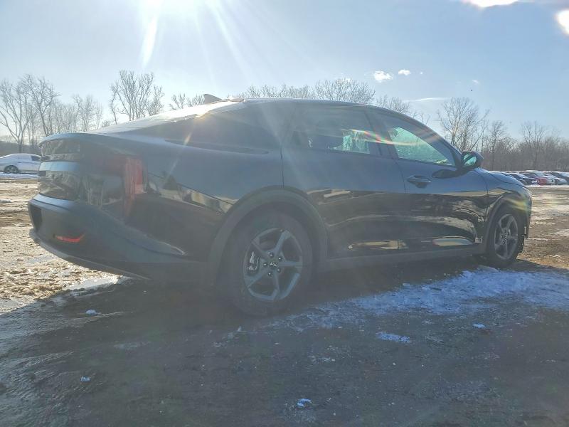 Photo 3 from auction – 2025 KIA K4 LX with VIN 3KPFT4DE5SE085796