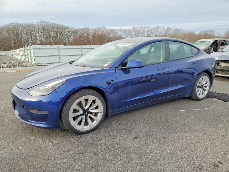 TESLA MODEL 3 2022 with VIN 5YJ3E1EAXNF192090 - Photo from auction