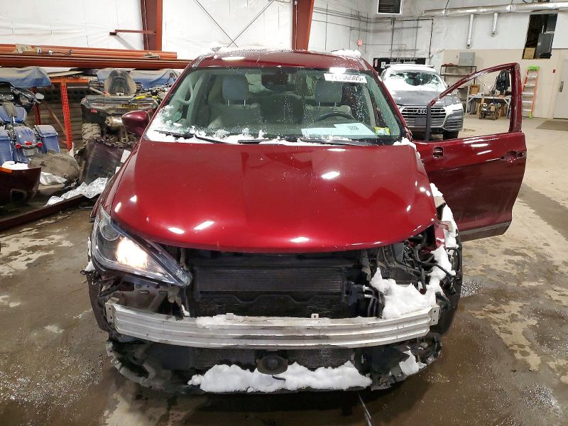 Photo 5 from auction – 2018 CHRYSLER PACIFICA T with VIN 2C4RC1EG9JR357047