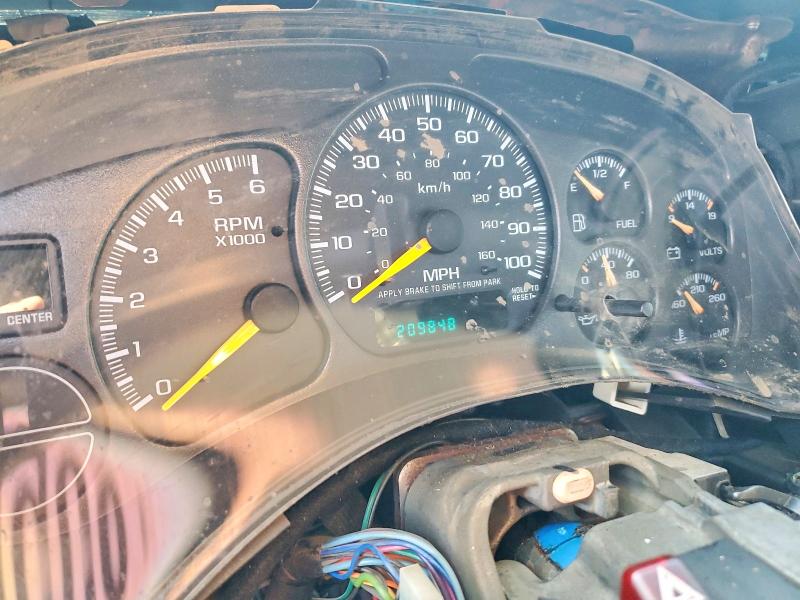 Photo 9 from auction – 2000 CHEVROLET SILVERADO with VIN 2GCEC19V0Y1388512