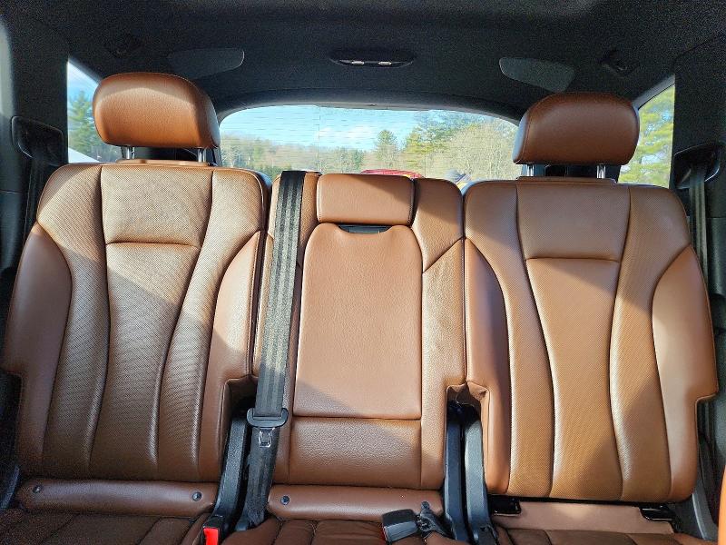 صورة رقم 10 من المزاد - 2017 AUDI Q7 مع VIN WA1LAAF74HD036082