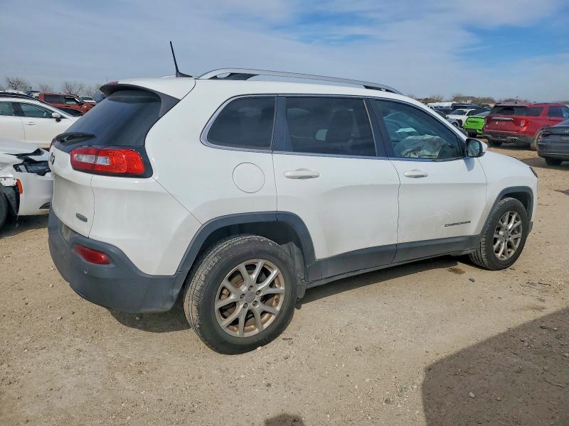 Photo 3 from auction – 2016 JEEP CHEROKEE L with VIN 1C4PJLCB5GW355909