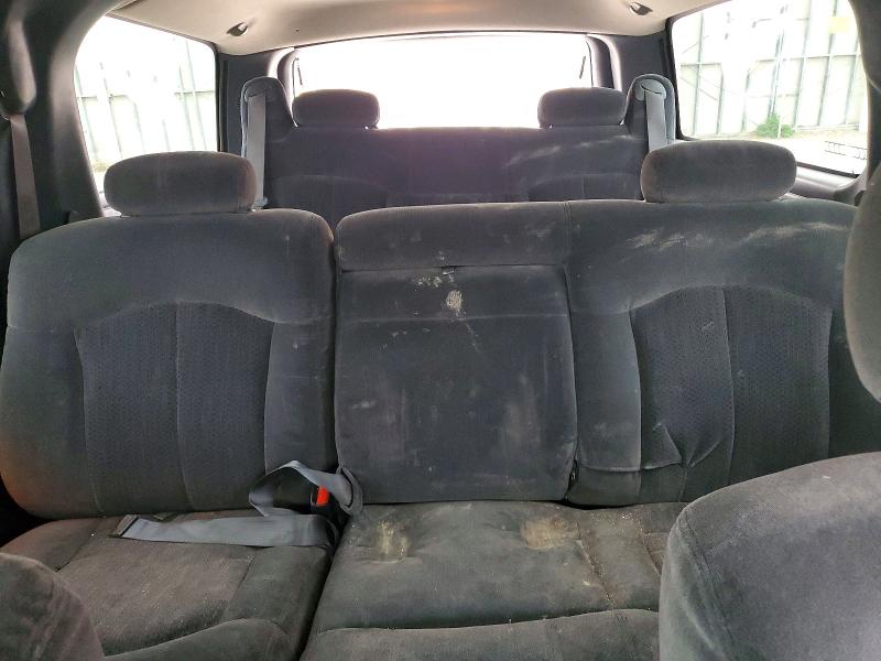 Photo 10 from auction – 2002 CHEVROLET SUBURBAN with VIN 3GNEC16T82G295729