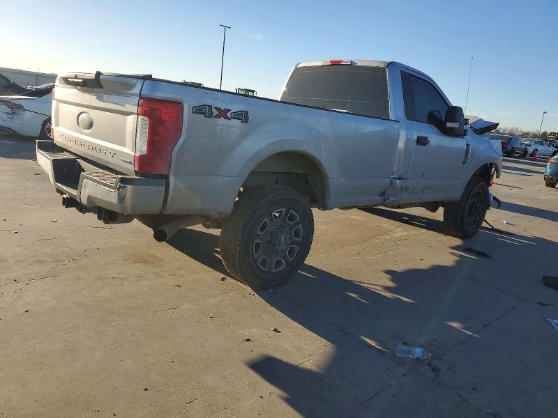 Photo 3 from auction – 2018 FORD F250 SUPER with VIN 1FTBF2B69JEB85111