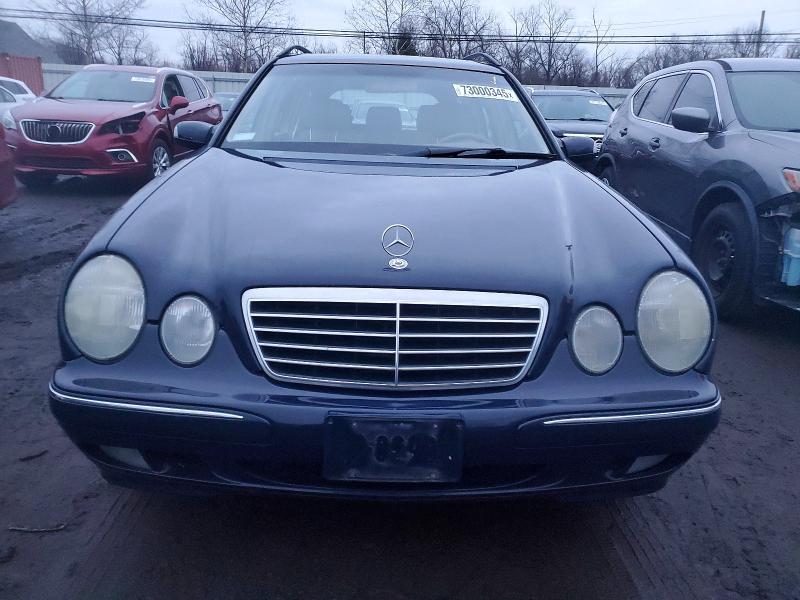 Photo 5 from auction – 2002 MERCEDES-BENZ E 320 4MAT with VIN WDBJH82J52X065372