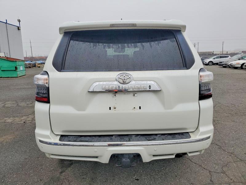 Photo 6 from auction – 2015 TOYOTA 4RUNNER SR with VIN JTEBU5JR2F5248734