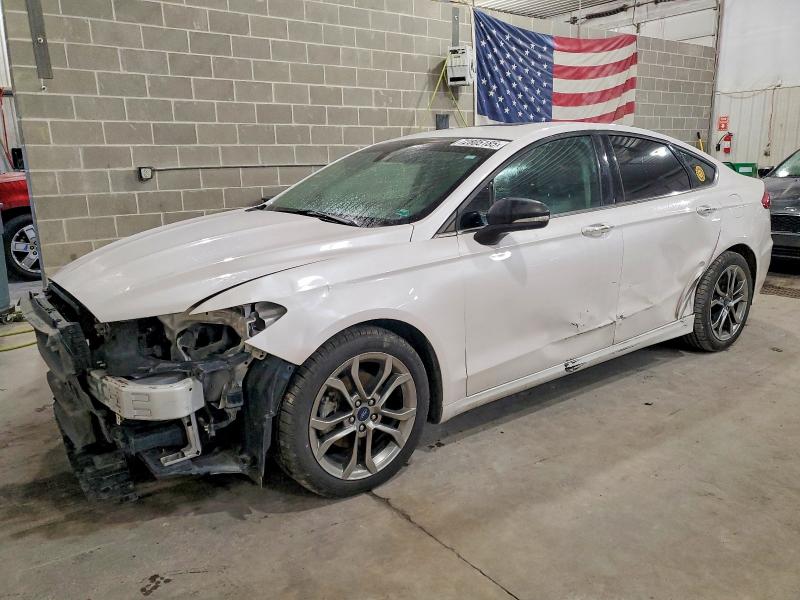 FORD FUSION SEL 2020 with VIN 3FA6P0CD8LR120224 - Photo from auction